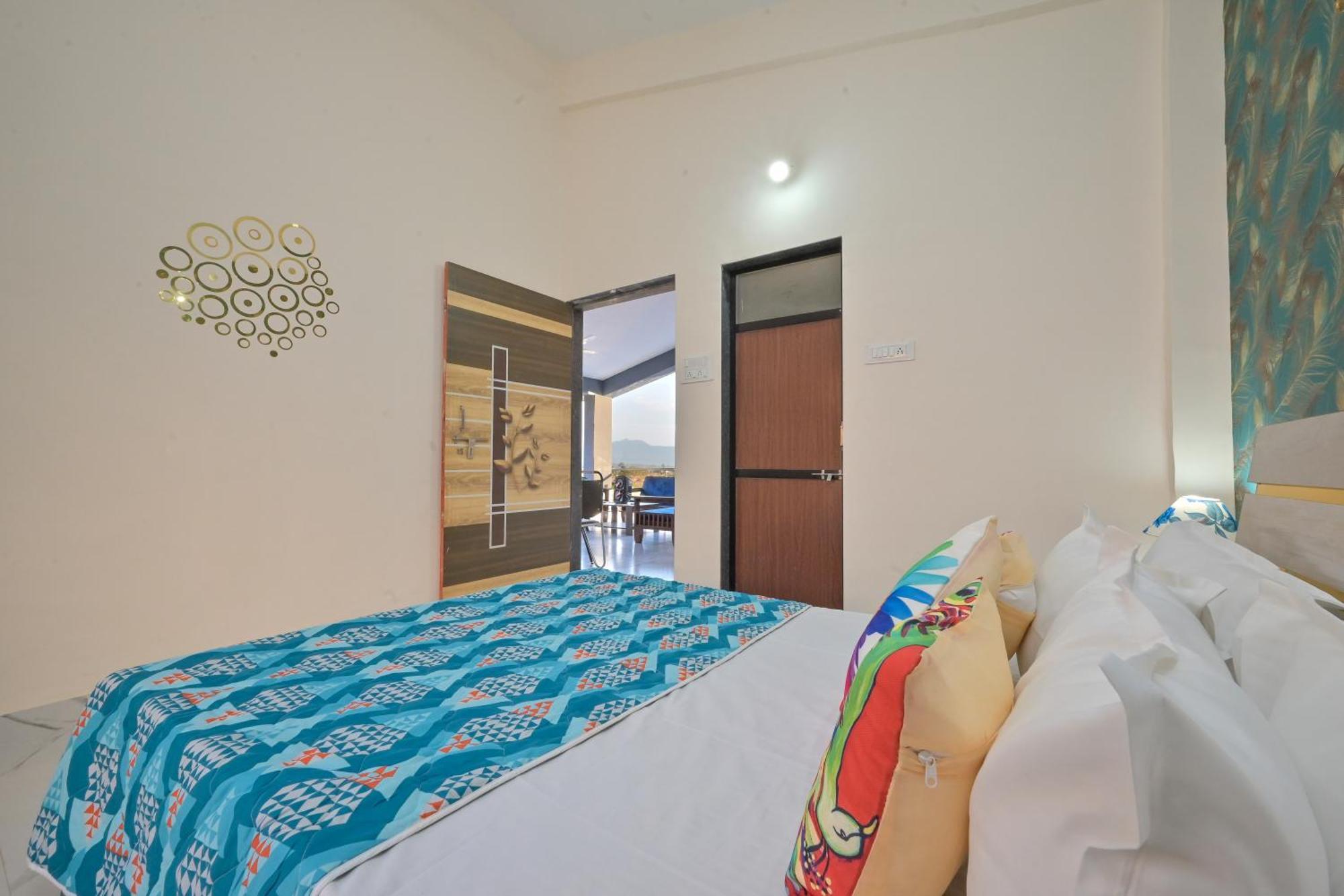 Ll Empyrean Stay Ll Mirage Chalet Ll 4Bhk Ll Ac Ll Largest Pvt Pool Ll Lonavala Eksteriør bilde