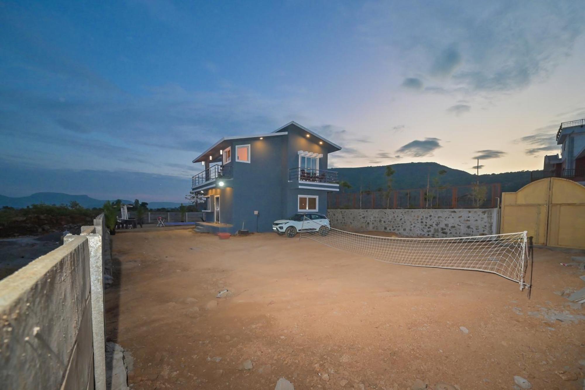 Ll Empyrean Stay Ll Mirage Chalet Ll 4Bhk Ll Ac Ll Largest Pvt Pool Ll Lonavala Eksteriør bilde