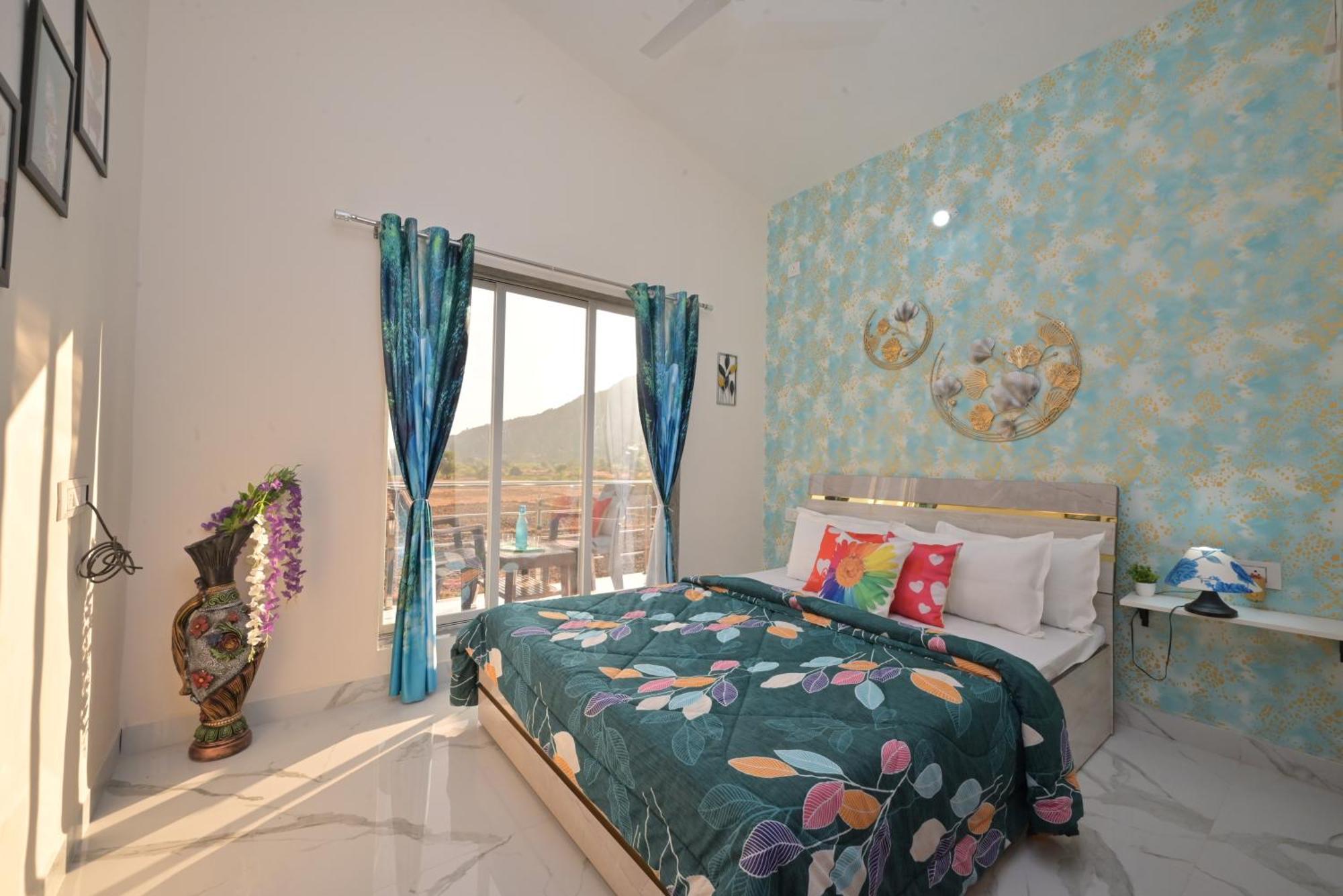 Ll Empyrean Stay Ll Mirage Chalet Ll 4Bhk Ll Ac Ll Largest Pvt Pool Ll Lonavala Eksteriør bilde