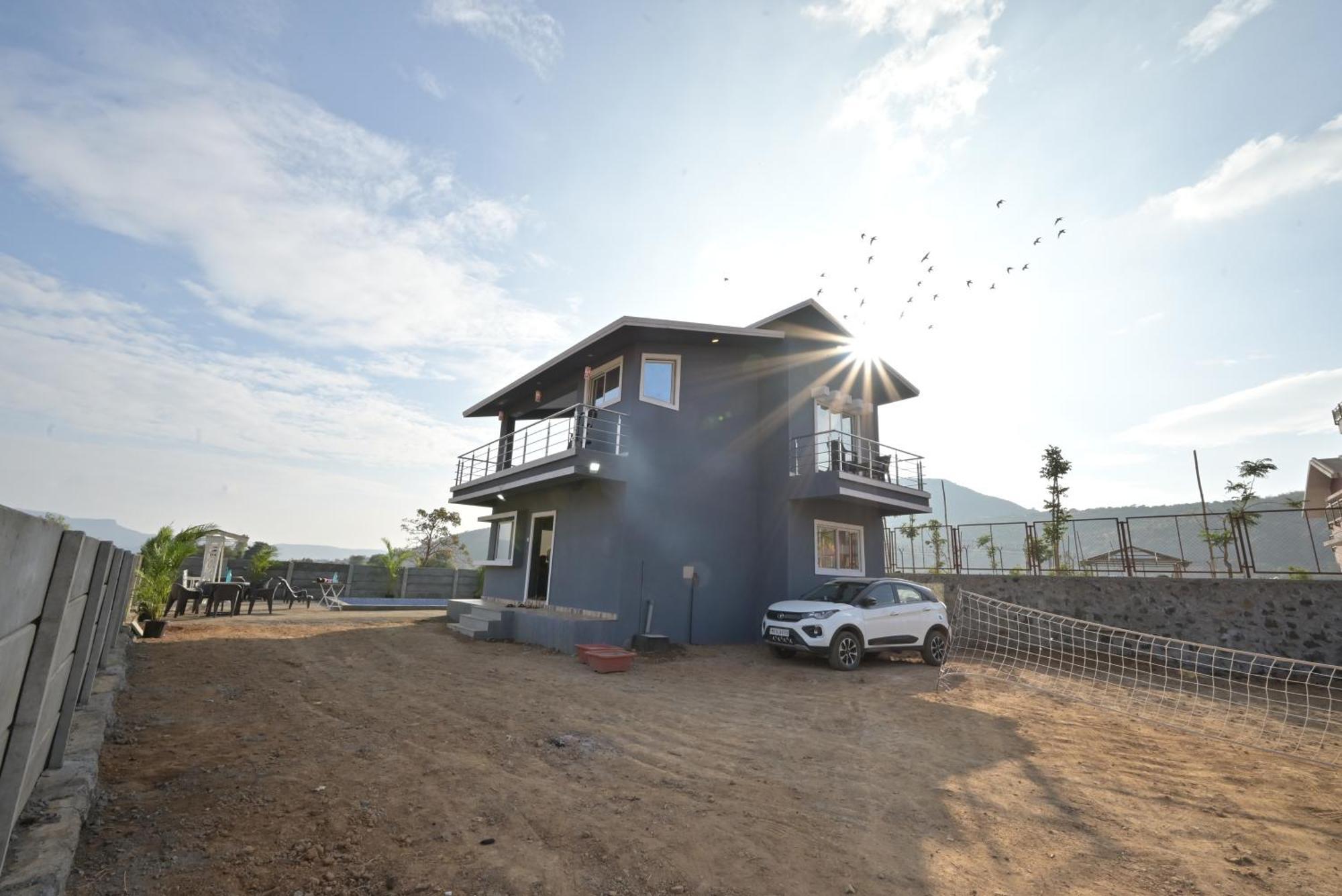 Ll Empyrean Stay Ll Mirage Chalet Ll 4Bhk Ll Ac Ll Largest Pvt Pool Ll Lonavala Eksteriør bilde